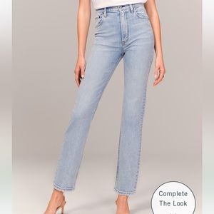NWT Abercrombie Ultra High Rise Ankle Straight Jean